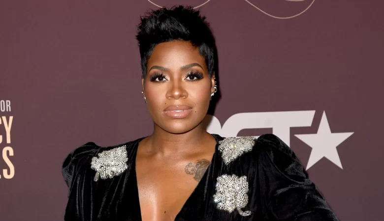 Sigma Gamma Rho welcomes Fantasia to their sorority