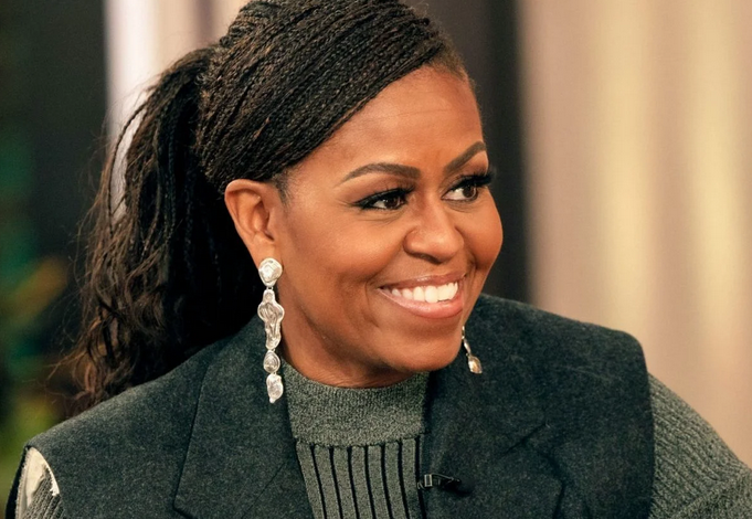 Michelle Obama discusses new book “The Light We Carry”