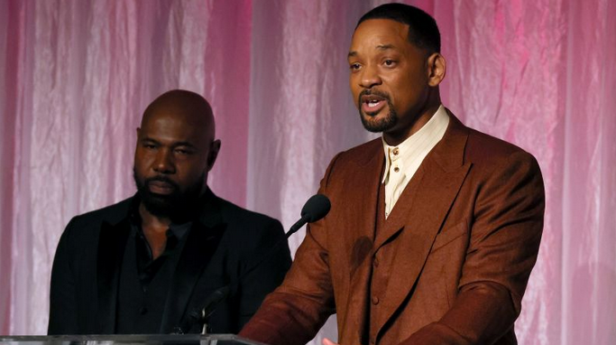 Will Smith makes first awards appearance