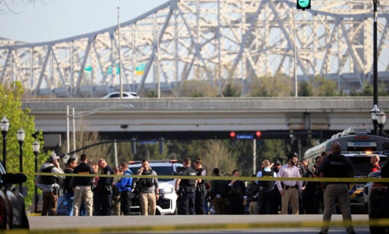 Gunman live-streamed mass shooting at a Louisville bank that left 5 dead and 8 injured