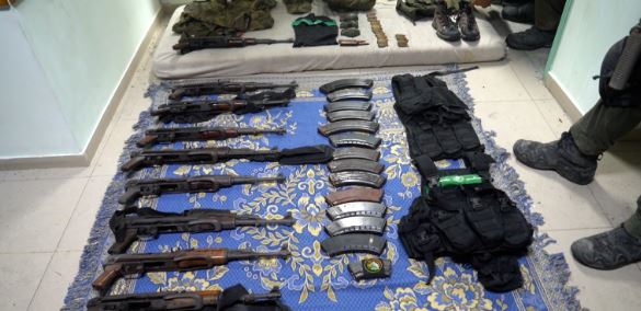 Hamas weapons and combat gear discovered near al-Shifa hospital