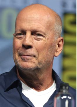 Embracing Every Moment: Bruce Willis and Family’s Poignant Holiday Season