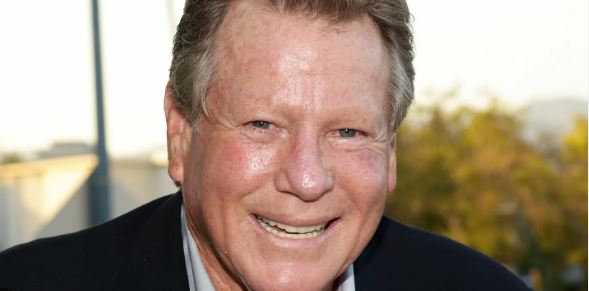 Ryan O’Neal: Hollywood Icon Passes Away at 82