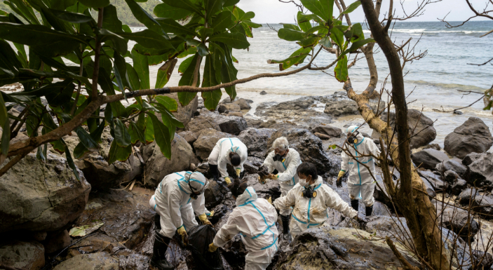 Filipino Tanker Spill: Race Against Typhoon to Contain Environmental Disaster