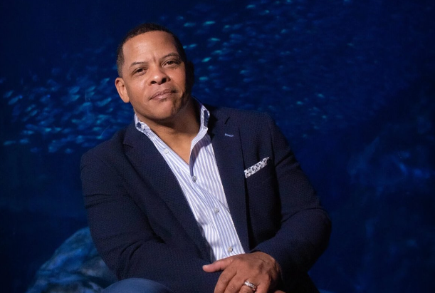 Georgia Aquarium CEO Brian Davis Dies at 50