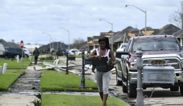 Houston Communities Struggle to Recover a Month After Hurricane Beryl