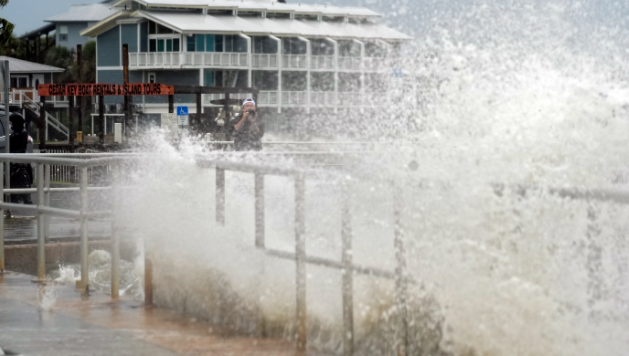 Unprecedented Ocean Heat Baffles Scientists: Searching for Answers