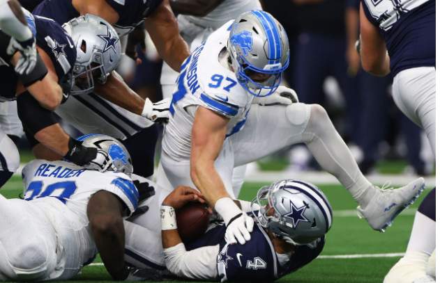 Aidan Hutchinson Suffers Major Tibia Injury During Week 6 Matchup Against Cowboys