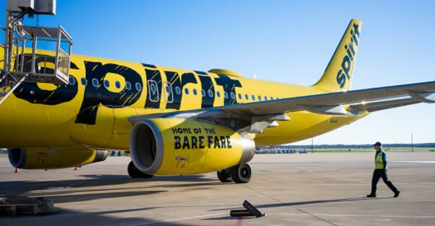 Spirit Airlines Shares Plunge to Record Low Ahead of Debt Refinancing Deadline