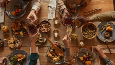 5 simple tips to help prevent GERD from spoiling your holiday meals