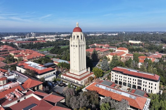 Stanford Institutes Hiring Freeze as U.S. Universities Brace for Federal Research Funding Cuts