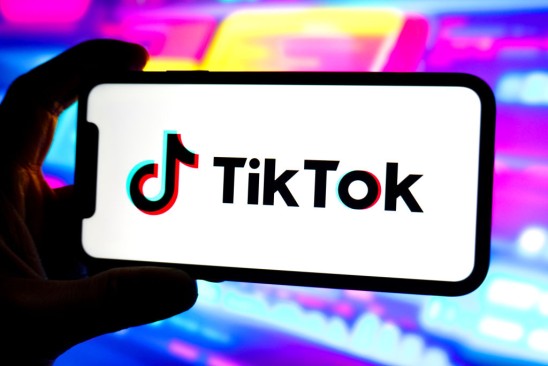 TikTok Reinstated on Apple and Google App Stores Amid Uncertain U.S. Ban