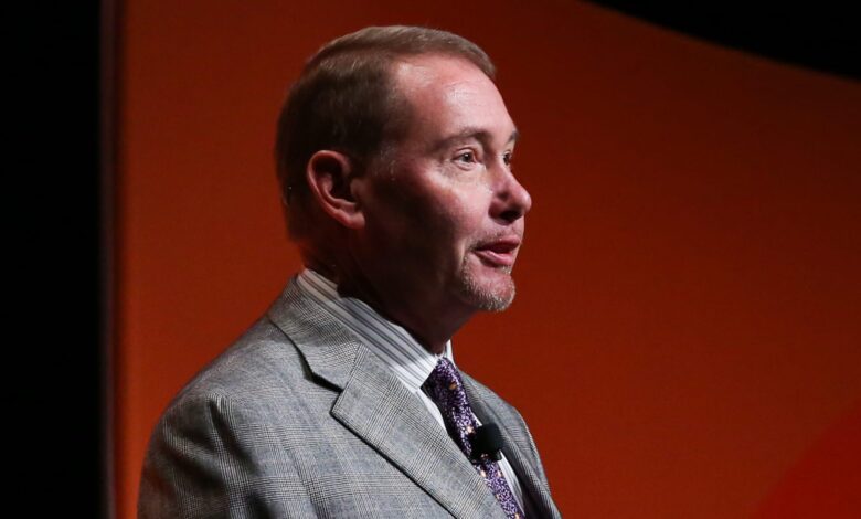 DoubleLine’s Gundlach sees more risk coming, greater chance of recession