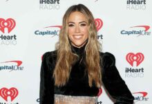 Jana Kramer Thinks 1 OTH Costar Doesn’t Like Her Because of Show Creator