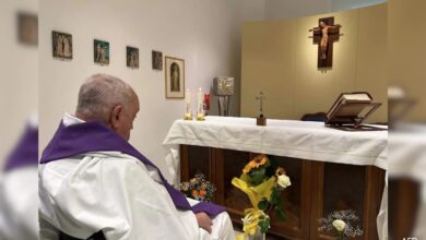 Vatican Releases Photo Of Pope Praying From Hospital Suite Chapel