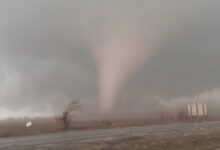 Giant tornado rips through Kankakee County, Ill., causing significant damage to area Giant tornado rips through Kankakee County, Ill., causing significant damage to area