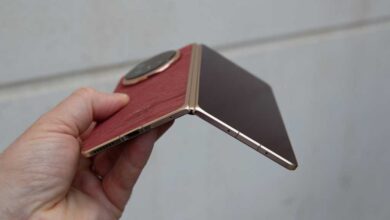 I Tried Honor’s Magic V6 Folding Phone: How it Compares to Samsung and Motorola I Tried Honor’s Magic V6 Folding Phone: How it Compares to Samsung and Motorola