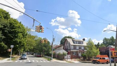 NYC driver who randomly attacked 5 strangers was working for Amazon during unhinged rampage NYC driver who randomly attacked 5 strangers was working for Amazon during unhinged rampage