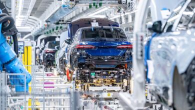 BMW profit down by a quarter in Q1 BMW profit down by a quarter in Q1