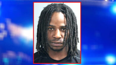 Burglars took .5 million in gold from Lincoln Park home — then returned to try it again, prosecutors say Burglars took .5 million in gold from Lincoln Park home — then returned to try it again, prosecutors say