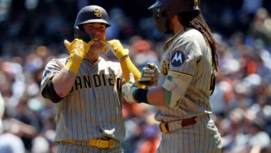 Ty France’s 2-run triple leads Padres over Giants 5-1 Ty France’s 2-run triple leads Padres over Giants 5-1