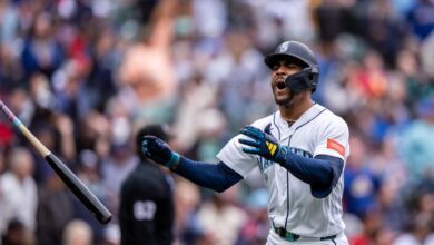 Woo strikes out 9 in 6 scoreless innings as Mariners beat Braves 3-1 Woo strikes out 9 in 6 scoreless innings as Mariners beat Braves 3-1