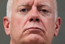 Man pleads guilty to tossing Molotov cocktail into Portage Park school dumpster Man pleads guilty to tossing Molotov cocktail into Portage Park school dumpster
