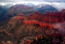 Three hikers die at Grand Canyon in heat-related illnesses during rising temperatures Three hikers die at Grand Canyon in heat-related illnesses during rising temperatures